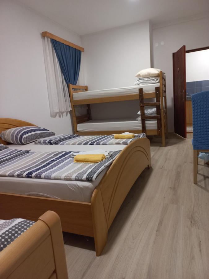 Apartments Emir 투즐라 외부 사진