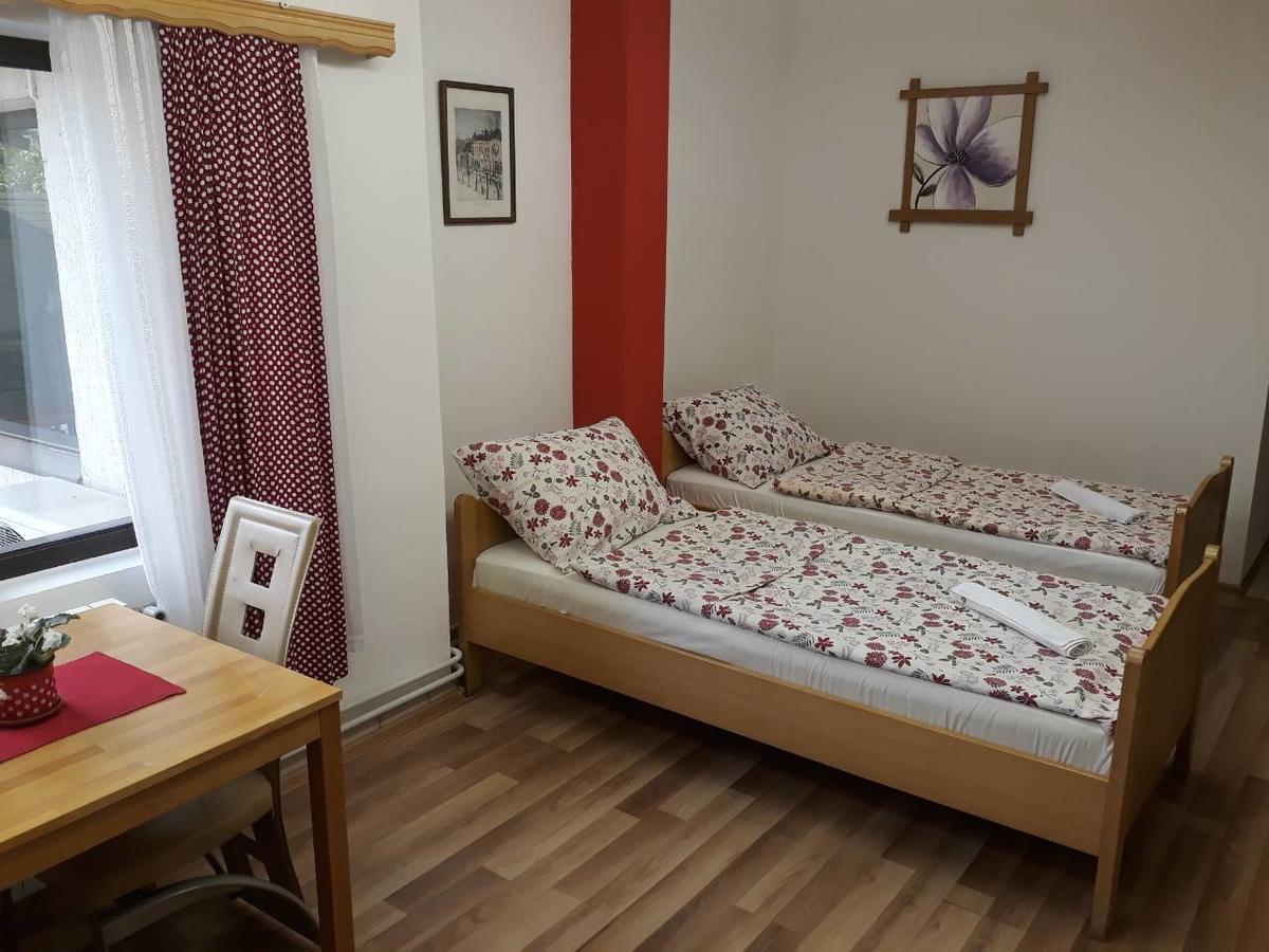 Apartments Emir 투즐라 외부 사진